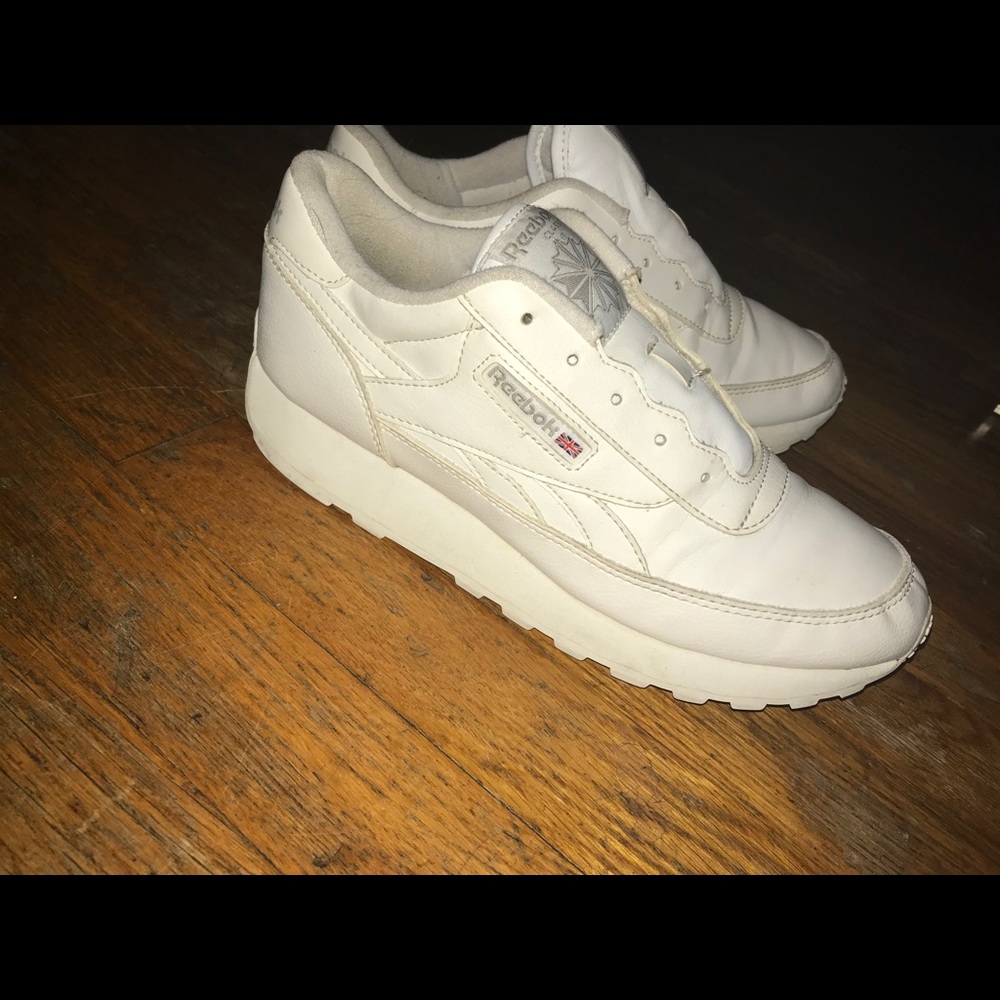 Classic Reebok in white
